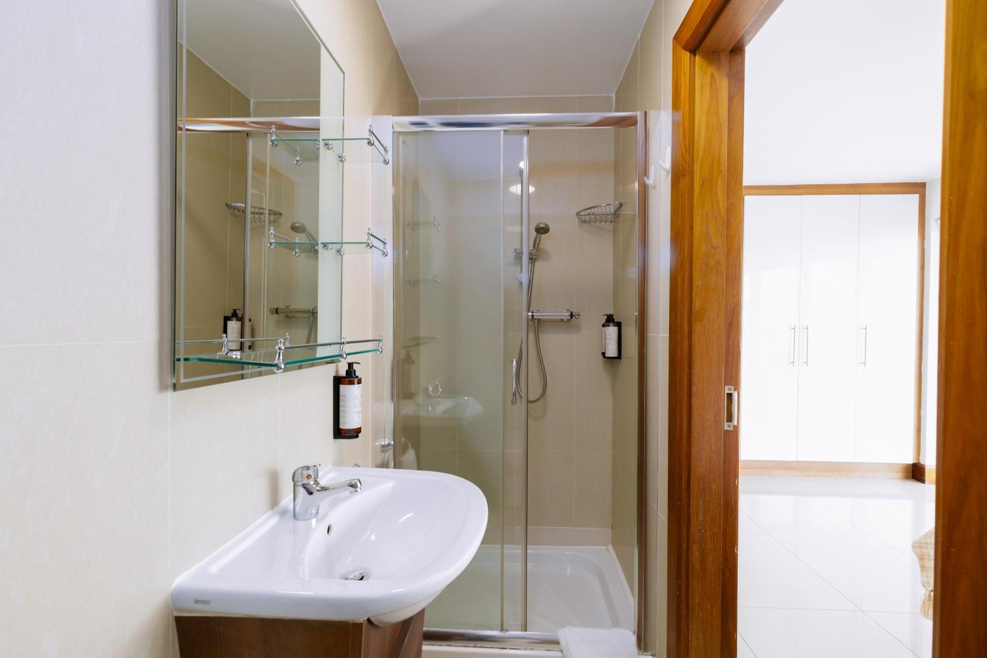 Tur An Tsaile - Galway Lakeside Apartments Ngoại thất bức ảnh