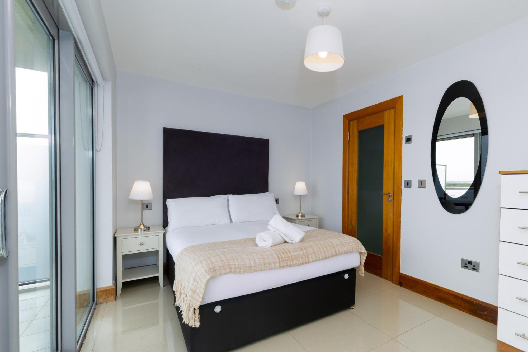Tur An Tsaile - Galway Lakeside Apartments Ngoại thất bức ảnh